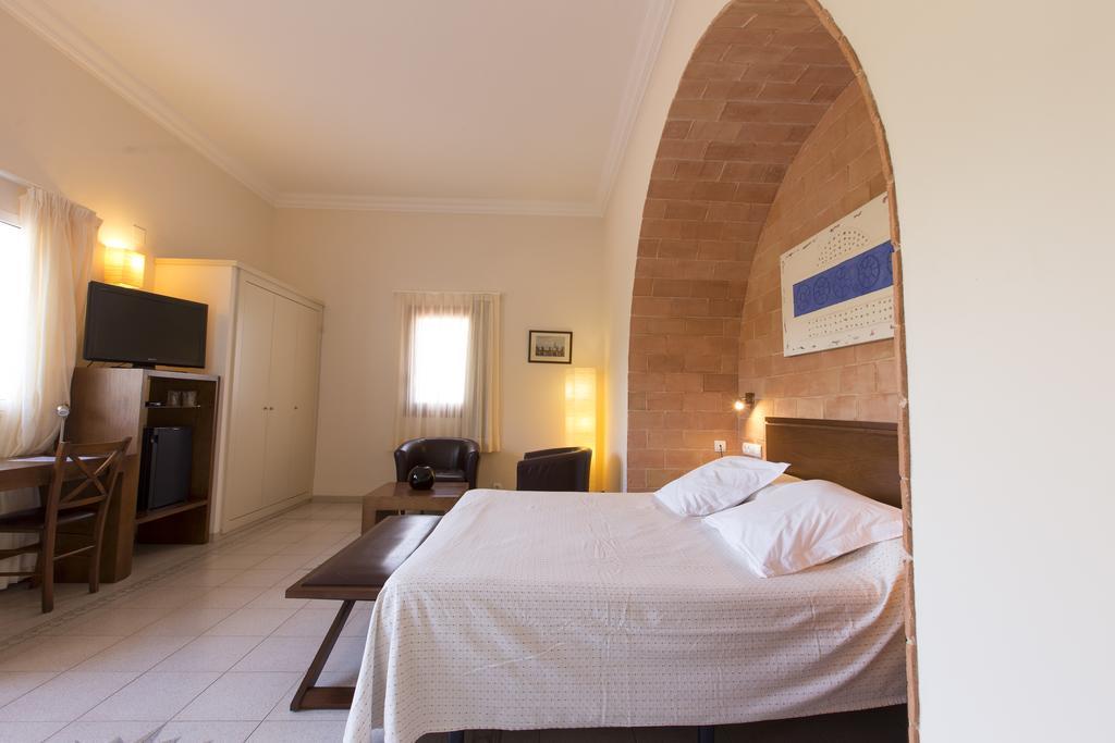 Hotel Cal Naudi Les Cases d'Alcanar Eksteriør bilde